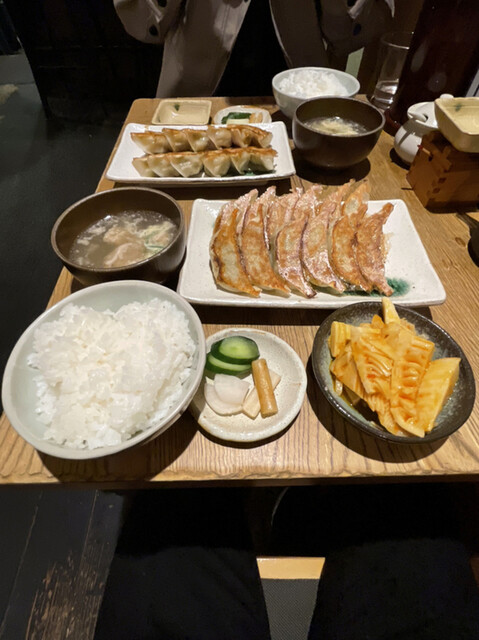 高辻亮昌京都餃子定食實拍